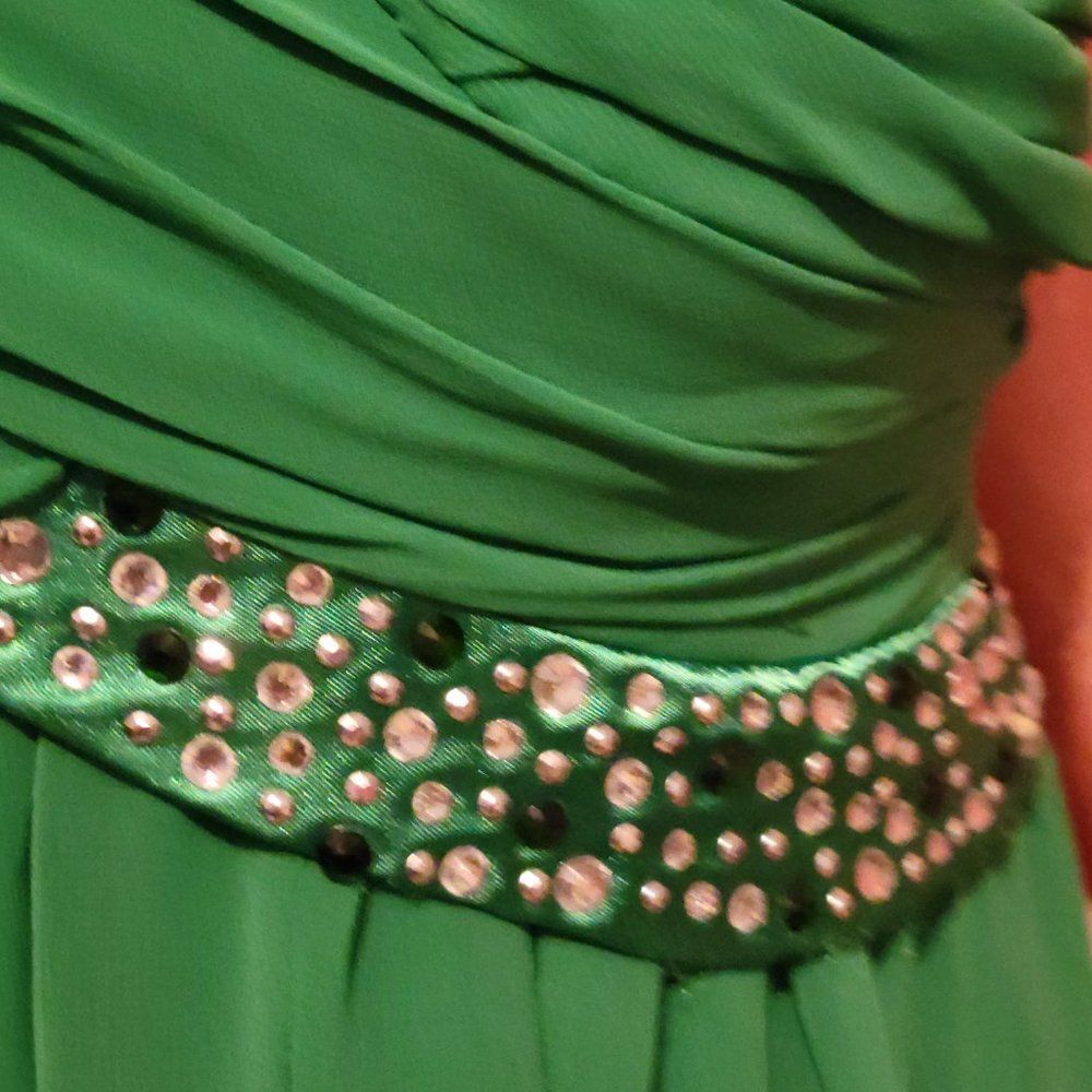 CITY STUDIO EMERALD GREEN COCKTAIL DRESS - Picture 6 of 8